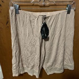 Mesh Hem Biker Short